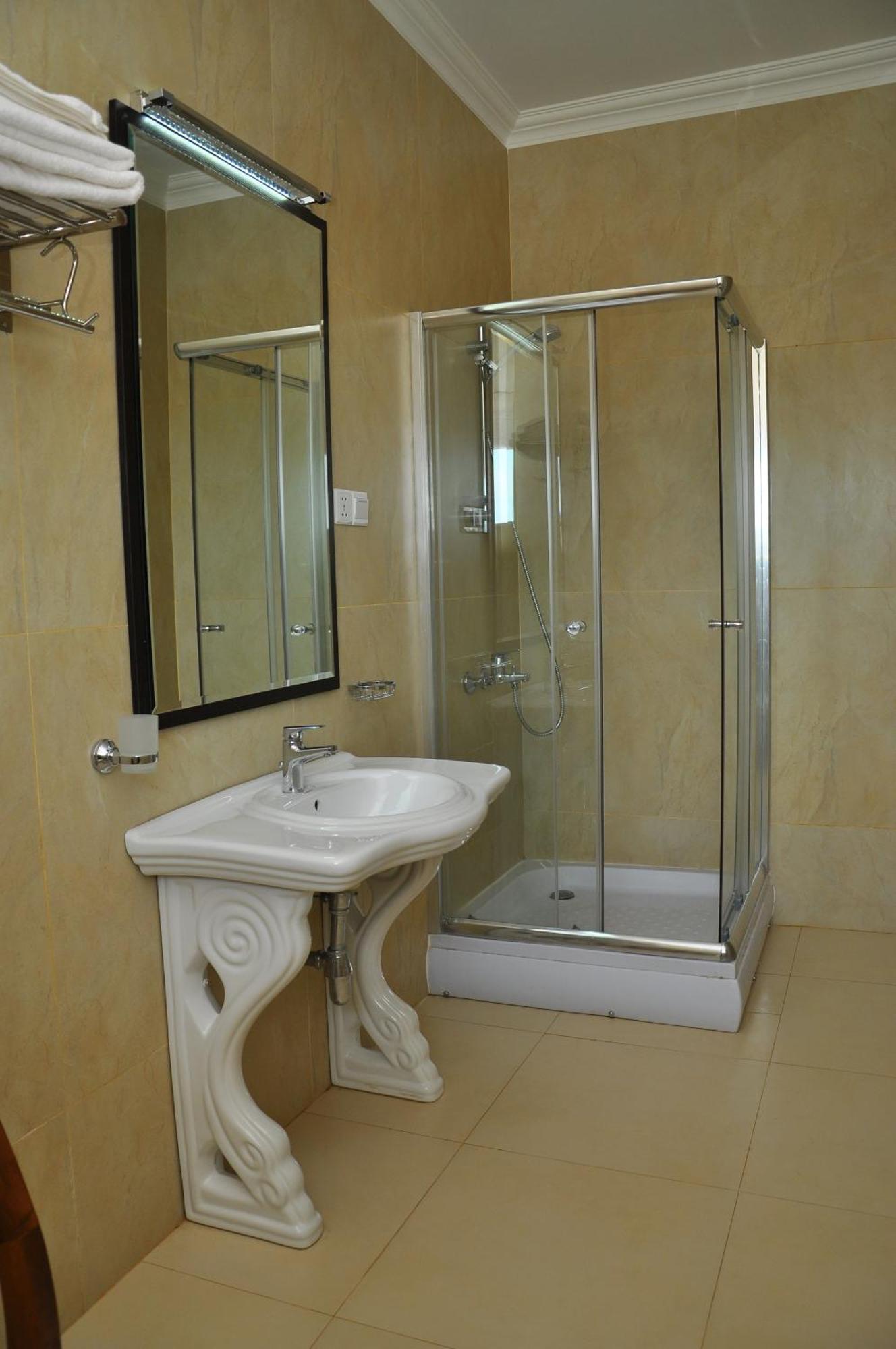 Hotel East Lagoon Batticaloa Bilik gambar